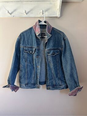 Vintage GAP Classic Blue Denim Jacket with Paisley Lining